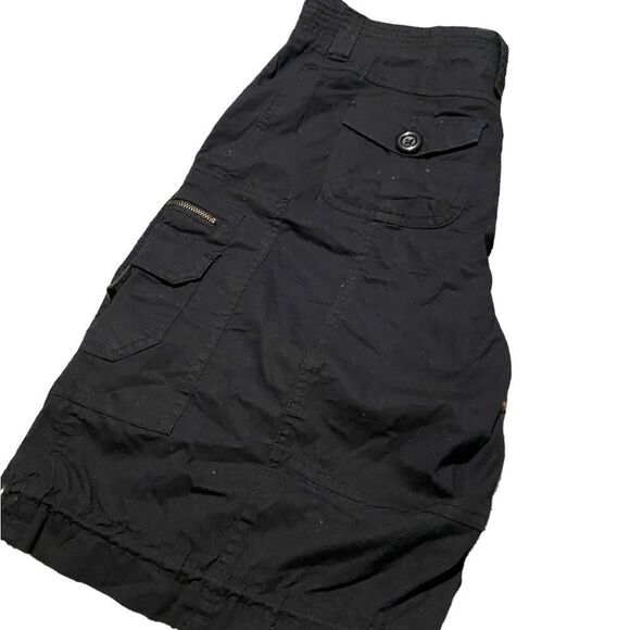My Stuke and Company cargo style black shorts size 8 like new see pics - Picture 1 of 2